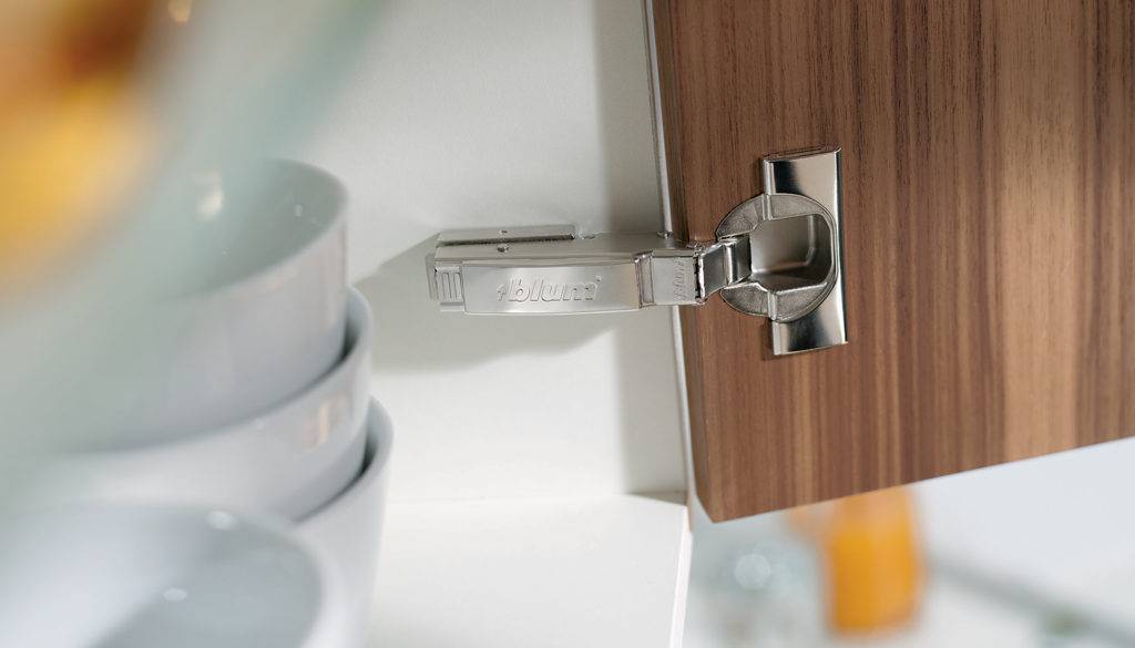 Доводчики для кухонных шкафов: как установить доводчик на кухонный гарнитур