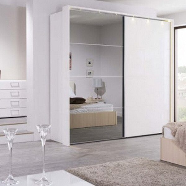 Белый шкаф в классических и современных интерьерах спальни