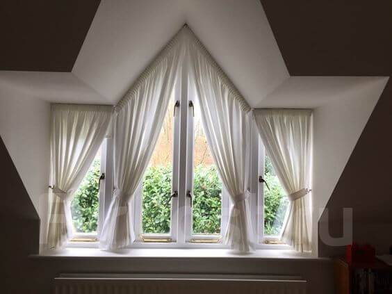 Как повесить шторы на скошенные окна | онлайн-журнал о ремонте и дизайне