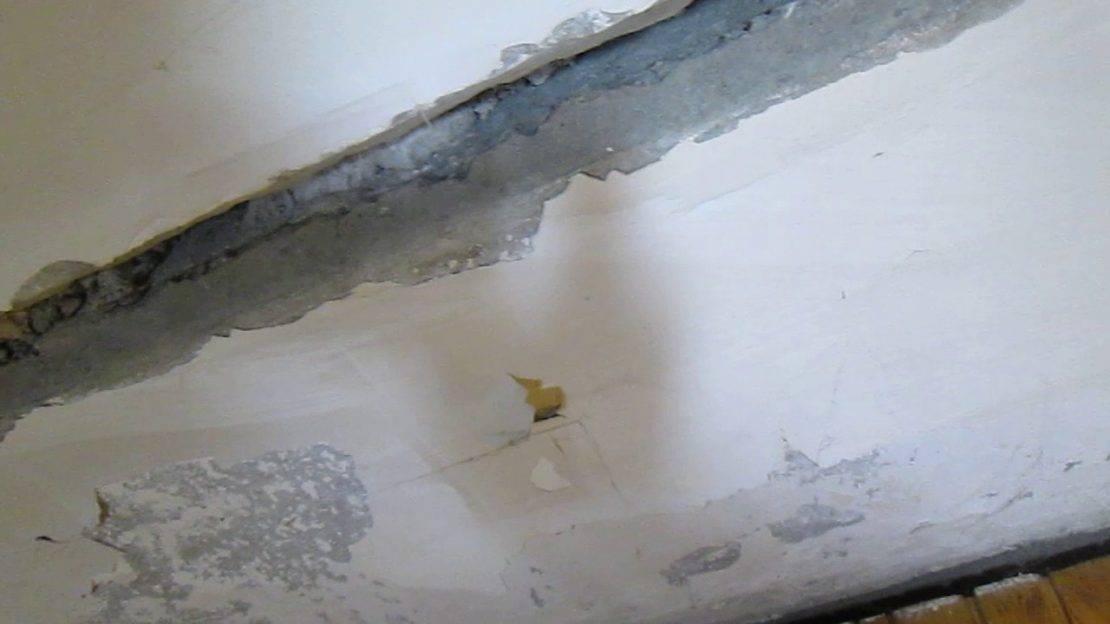 Как заделать швы в потолке между плитами: пошаговая инструкция