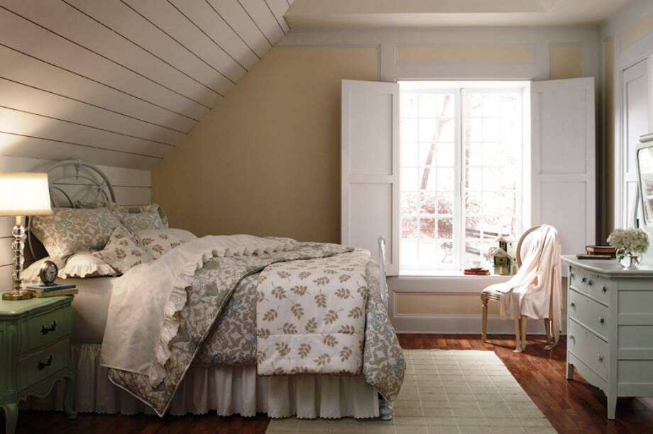 Романтическая спальня в стиле прованс: 7 признаков интерьера