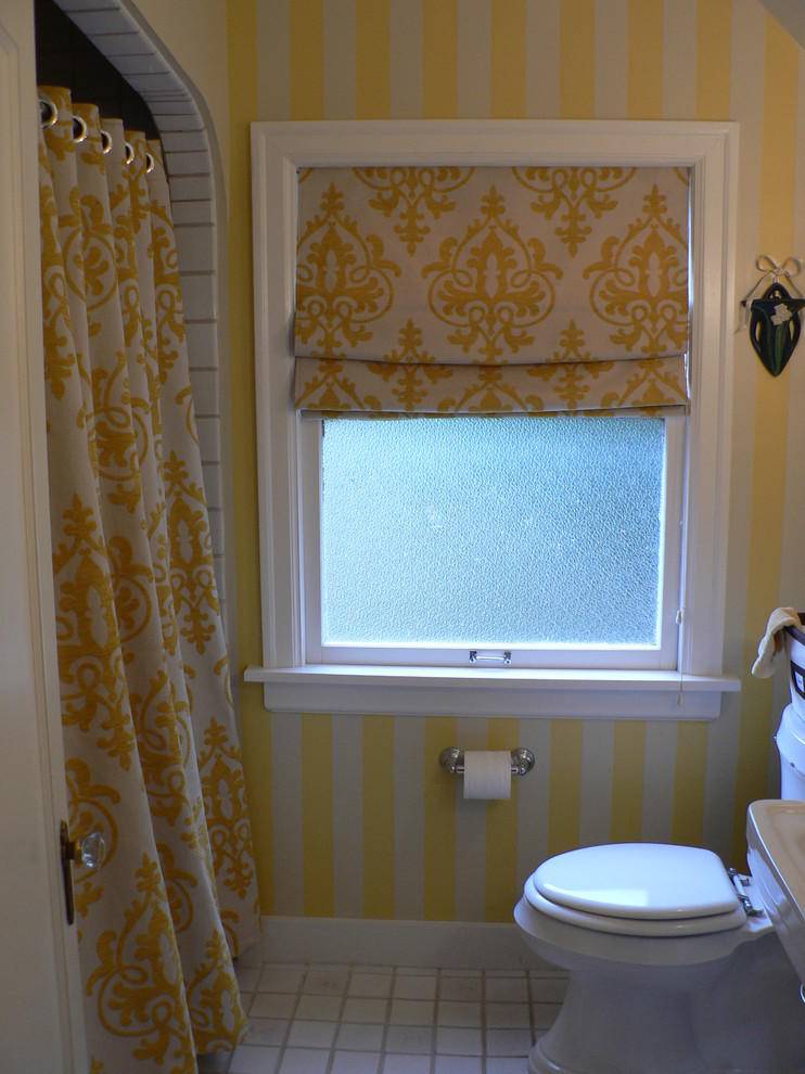 Фото штор на окно для ванной комнаты