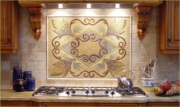 Панно из керамической плитки: фрисайз-керамика на стену, кафельная картина для кухни на пол