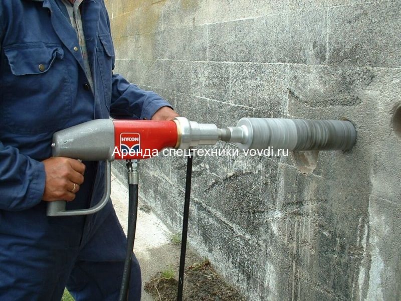 Выясняем, как просверлить отверстие в бетонной стене: дрель, перфоратор или алмазная установка