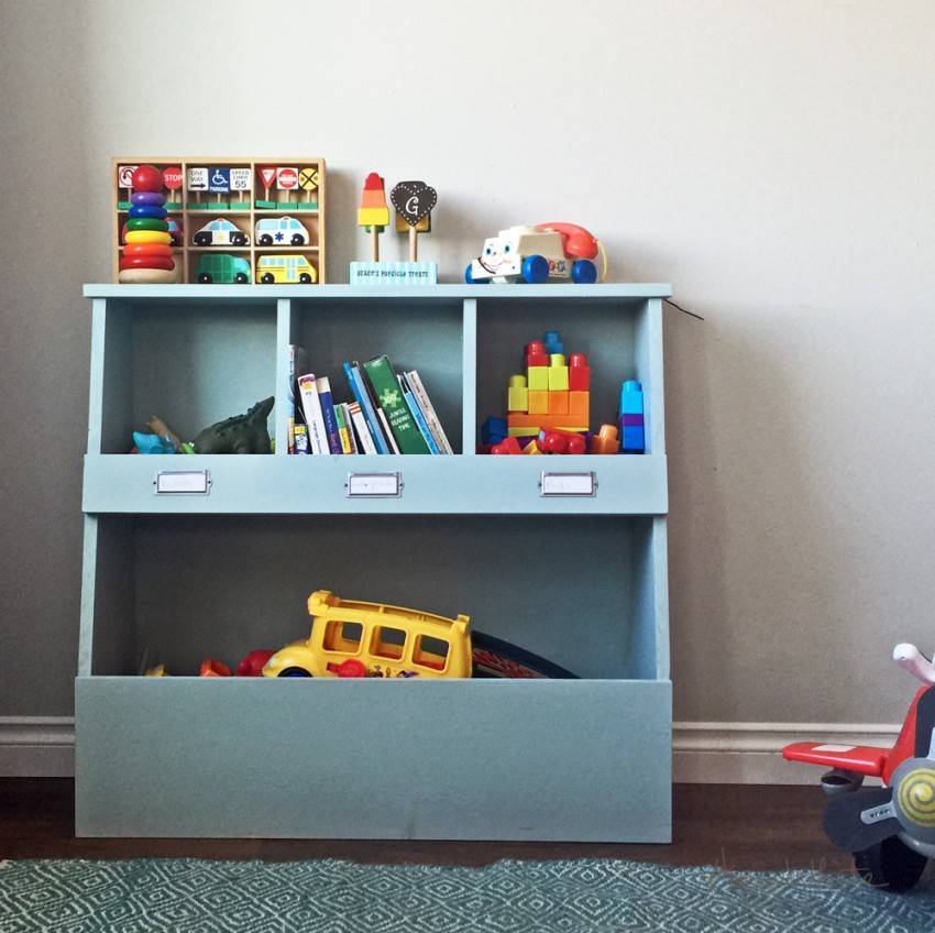 Стеллаж для хранения игрушек – лучший помощник организации пространства в детской