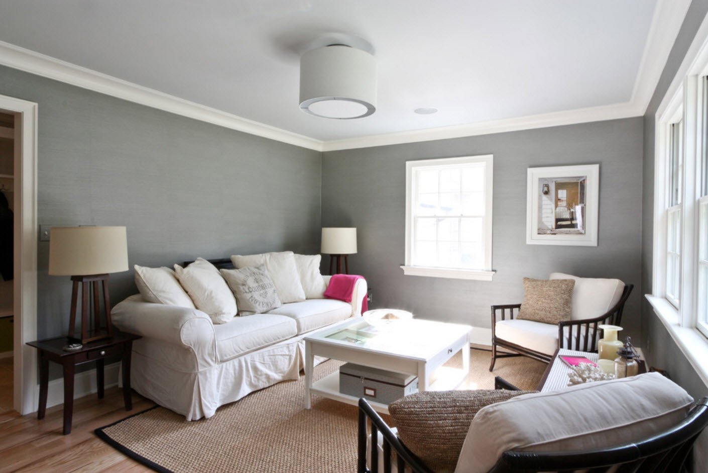 Варианты покраски стен в интерьере квартиры в два цвета и другие способы: дизайн, фото примеров