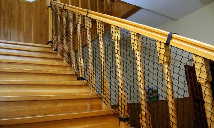 Кованые перила для лестниц (45 фото): мелодия, застывшая в металле