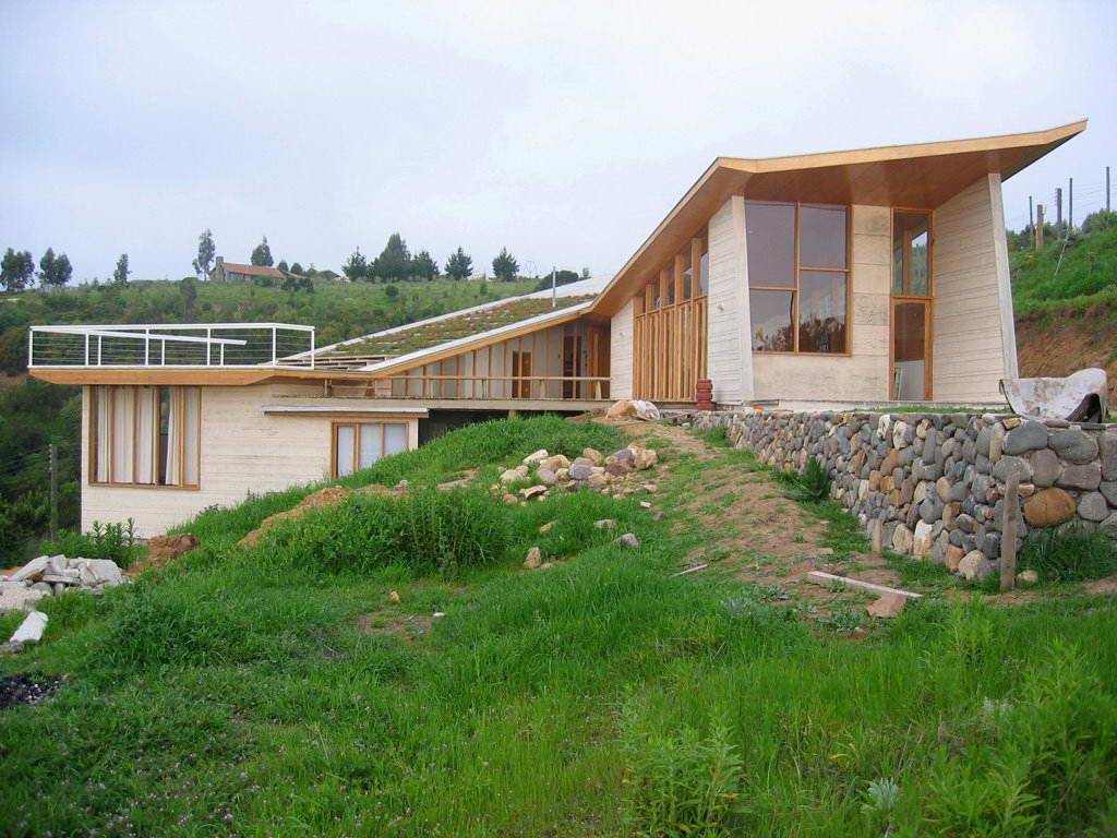 Строительство дома на склоне: особенности постройки, пошаговая инструкция