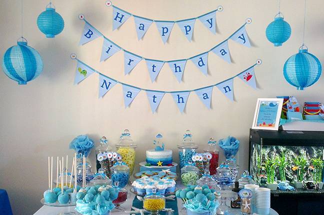 Полезные лайфхаки для тех, кто в преддверии маленького юбилея: раскрываем секреты, как оригинально украсить комнату на день рождения ребенка (фото)