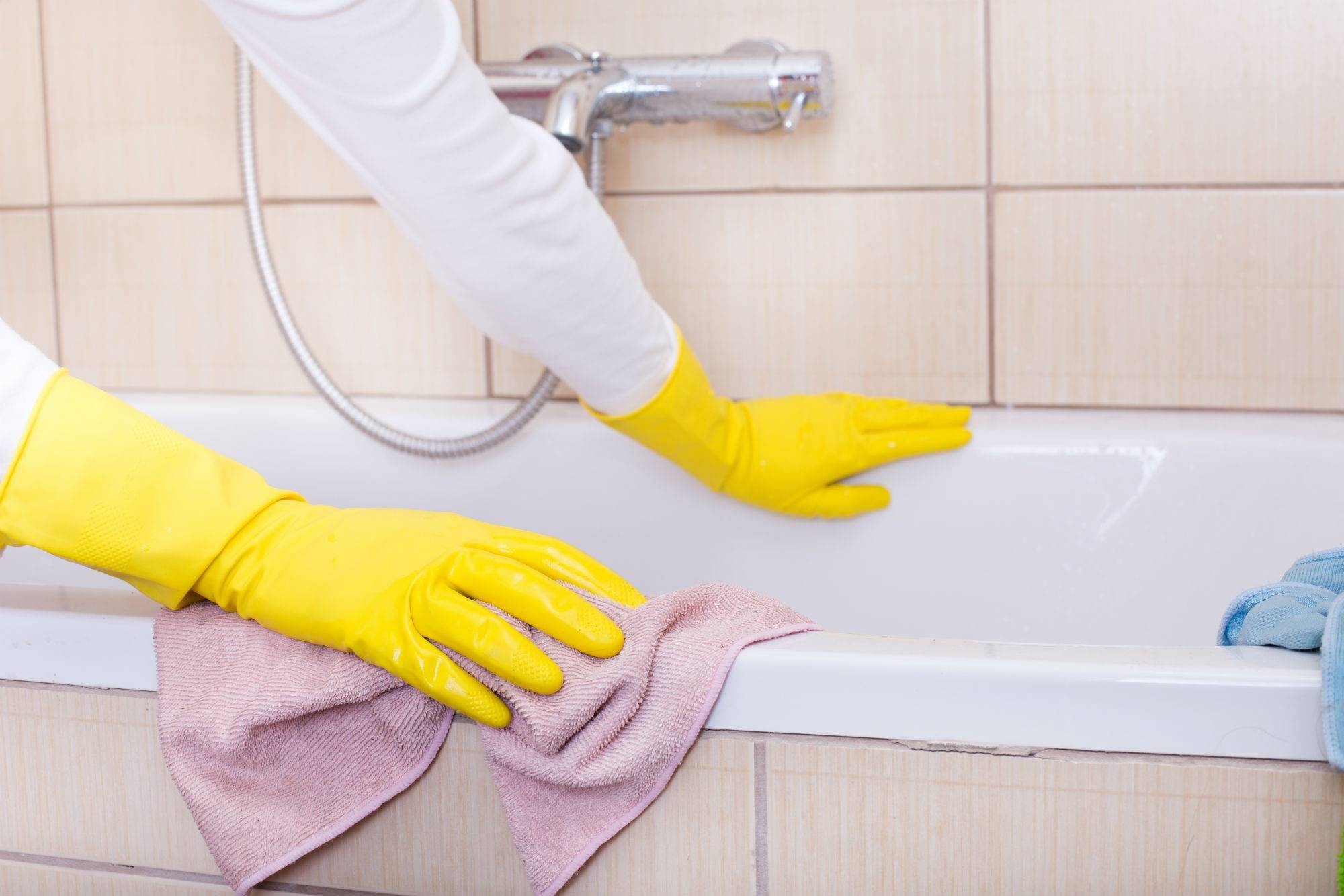 Как и чем мыть акриловую ванну: топ 5 методов!