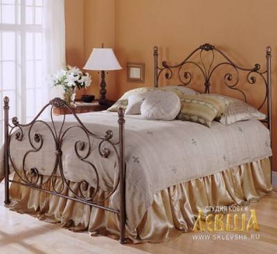Кованые кровати: 115 утонченных решений для интерьера в стиле бохо, рустик и прованс
