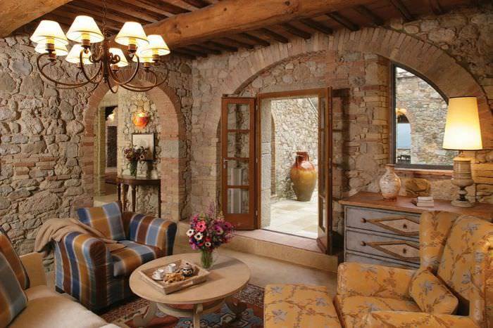 Средневековая простота и роскошь интерьера: романский стиль. дом в средневековом стиле