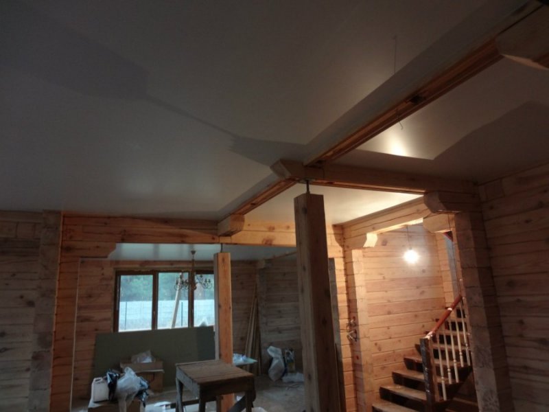 Натяжные потолки в частном доме: деревянном, из бруса, каркасном