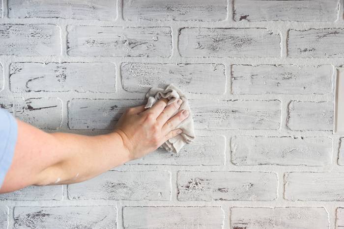 Лофт за копейки: как сделать имитацию кирпичной стены своими руками