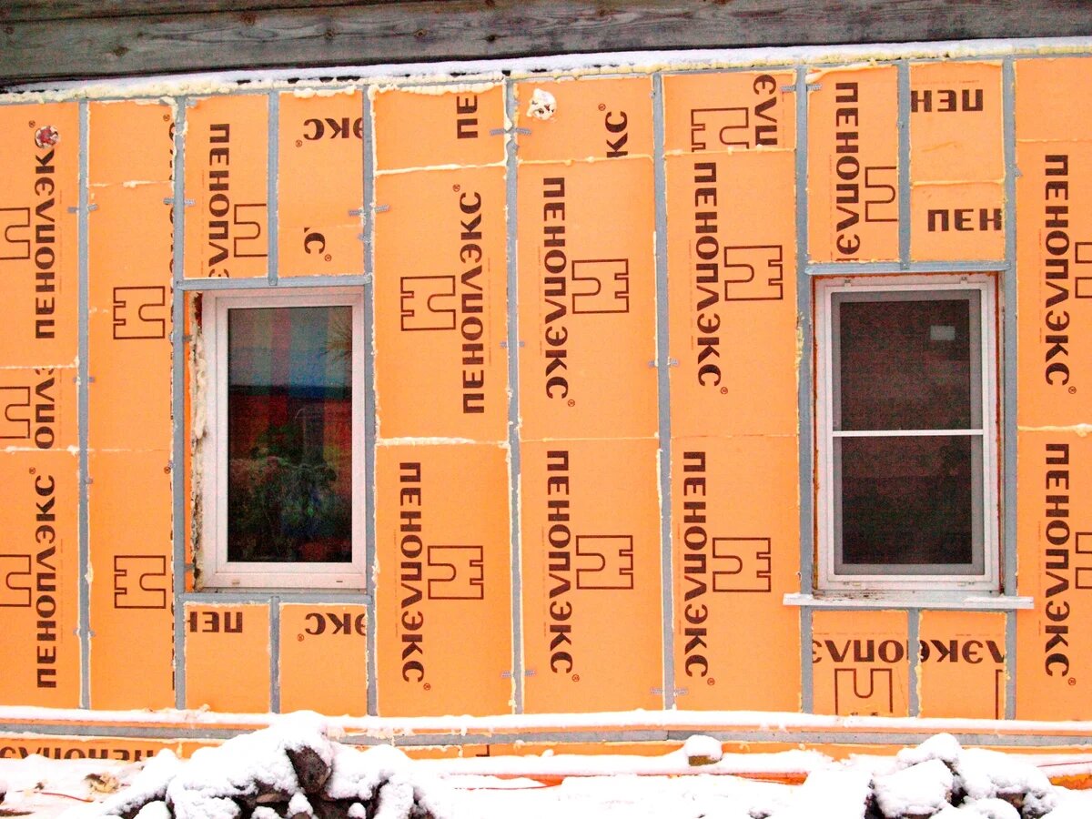 Отделка сайдингом деревянного дома своими руками: пошаговая инструкция - как правильно обшить, технология монтажа с утеплителем
