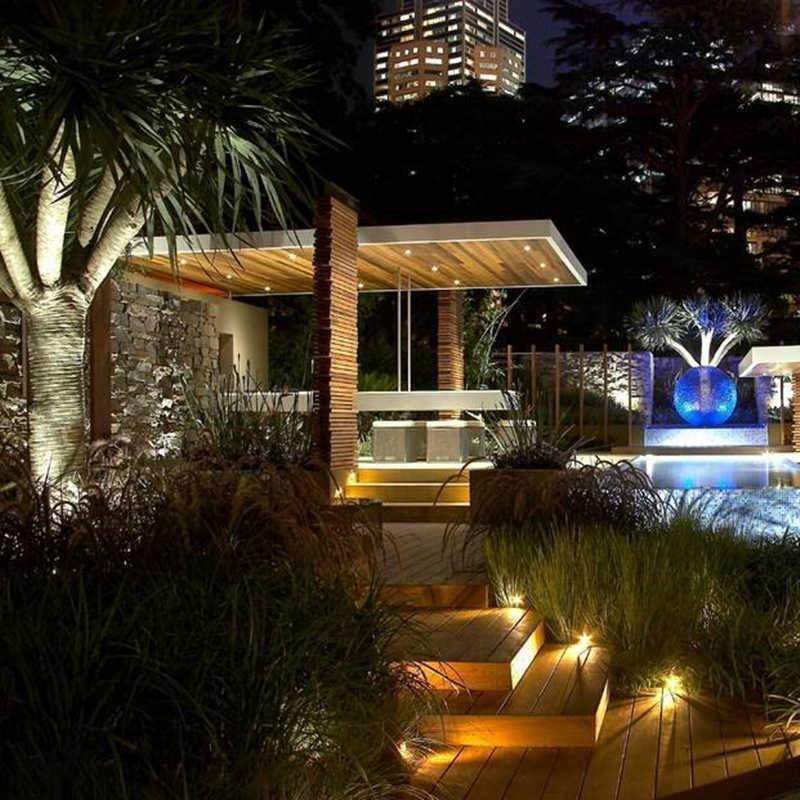 Садовый уличный светильник на солнечных батареях (50 фото): волшебство для вашего сада - «двор и сад»