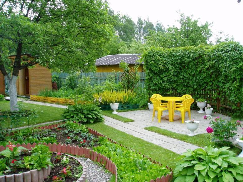 Интересные идеи для дачи, дома, сада и огорода: оформление из подручных материалов
 - 43 фото