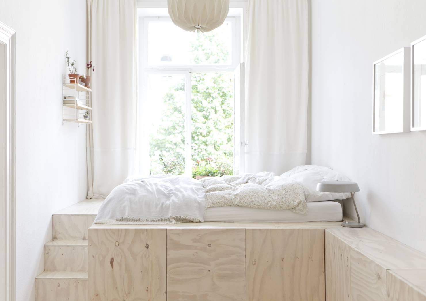 Кровать-подиум в интерьере: 50 функциональных и стильных идей