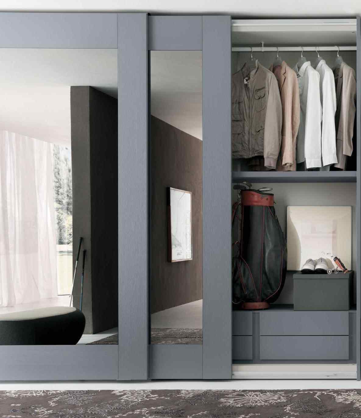 Шкаф купе Sliding-Door Wardrobe