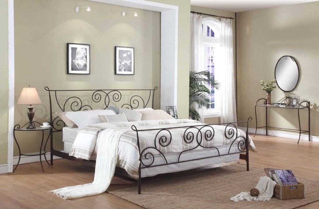 Кровать в спальню: фото, дизайн, виды, материалы, цвета, формы, стили, декор