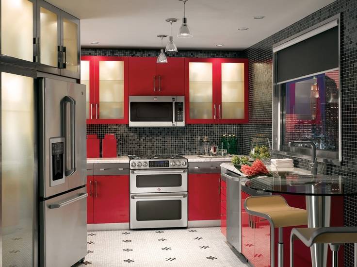 Дизайн маленькой кухни в 2021 году: 100+ реальных фото