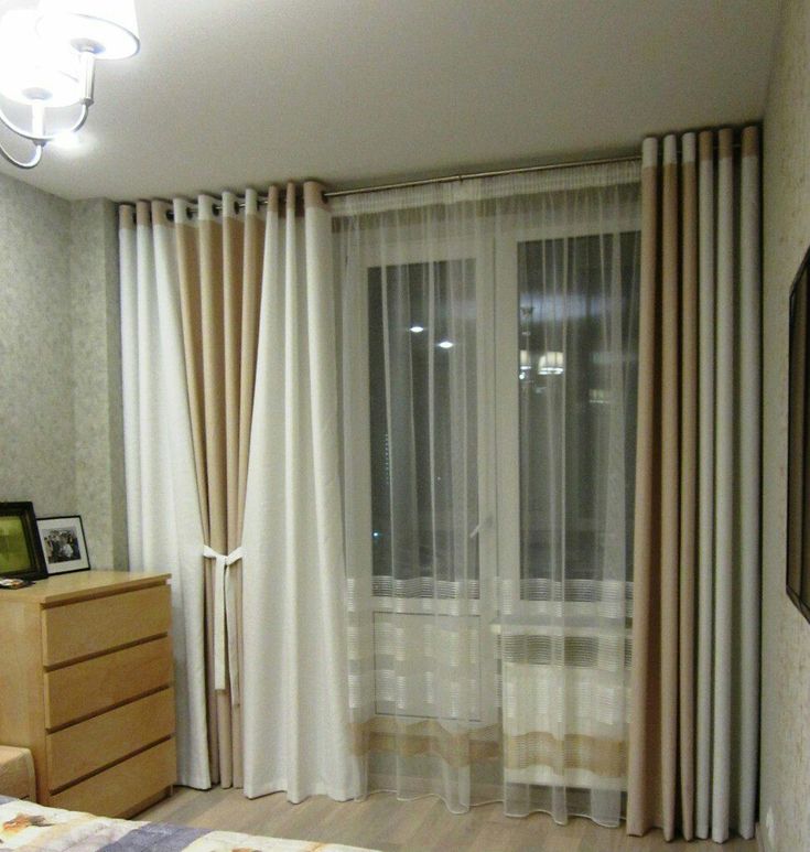 Дизайн штор для окна с балконной дверью в зале фото