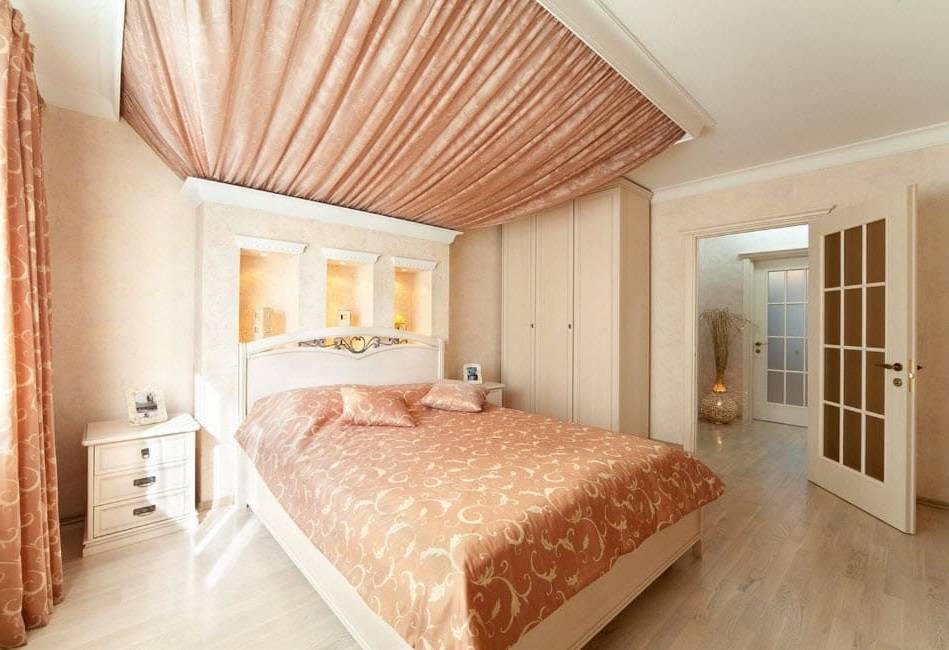 Натяжной потолок в спальне – стильно, романтично, завораживающе (87 фото + видео)