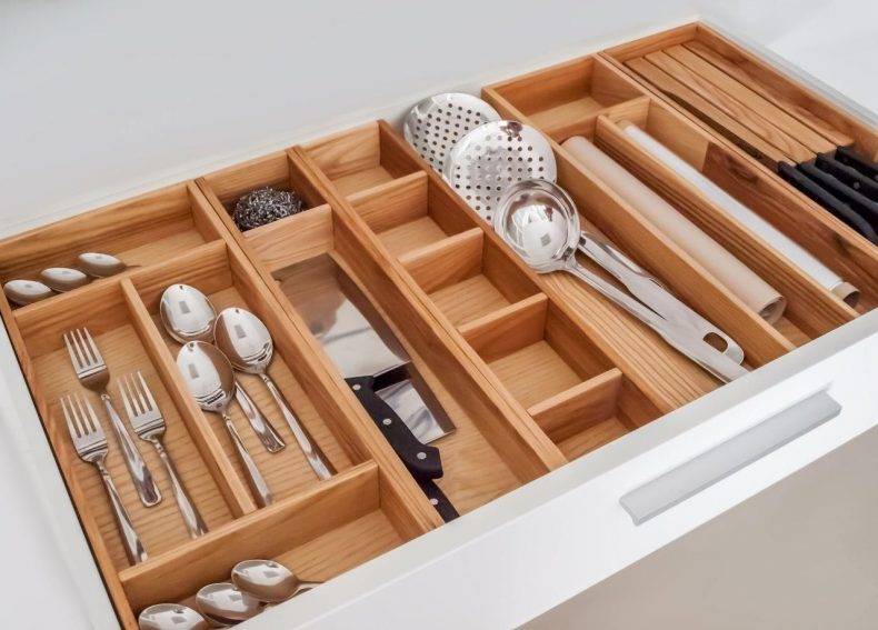 Лоток для столовых приборов в ящик: выбираем идеальный органайзер на кухню - «интерьер кухни»