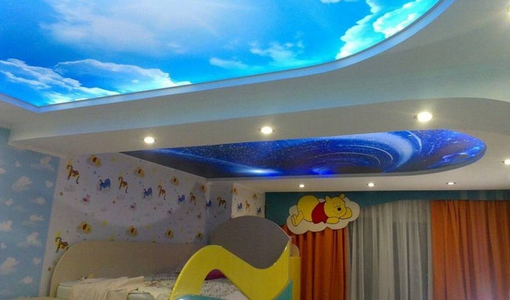 Потолок из гипсокартона в детской комнате