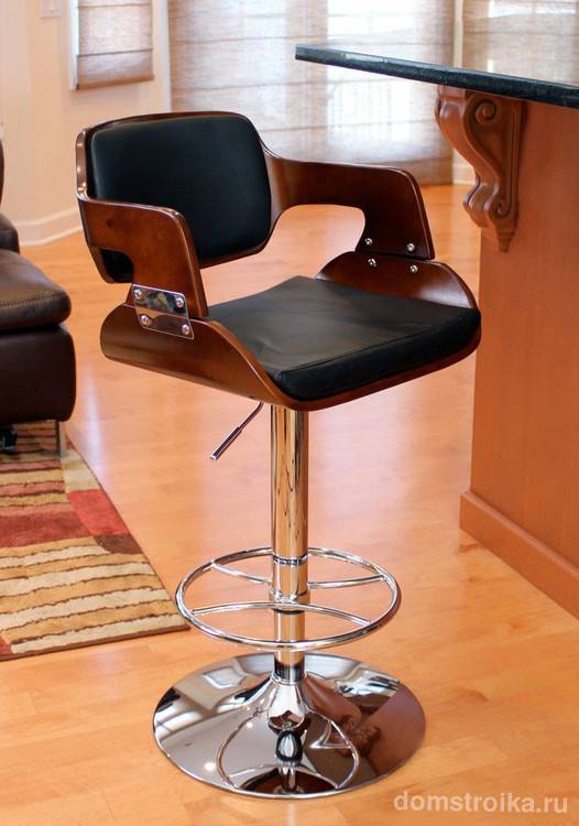 Барный стул с регулируемой высотой: индивидуальный комфорт для каждого в доме