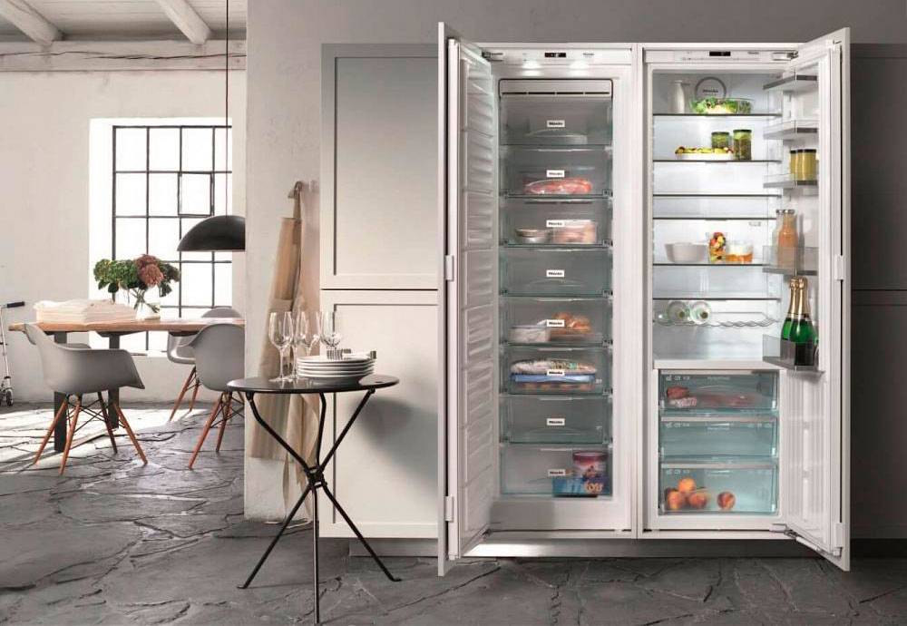 Классический(обычный) и встраиваемый холодильник — чем они отличаются?
