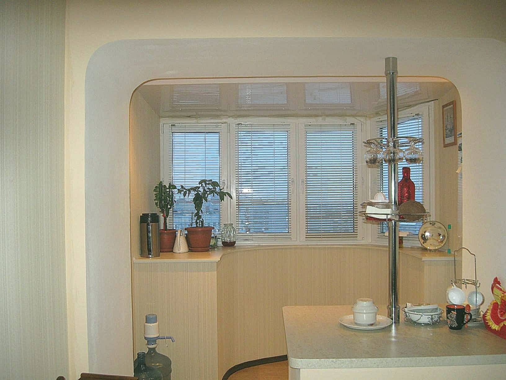 Оформление кухни, совмещённой с балконом (лоджией)