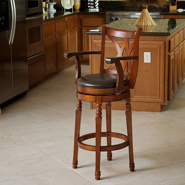 Особенности барных стульев в интерьере современной кухни