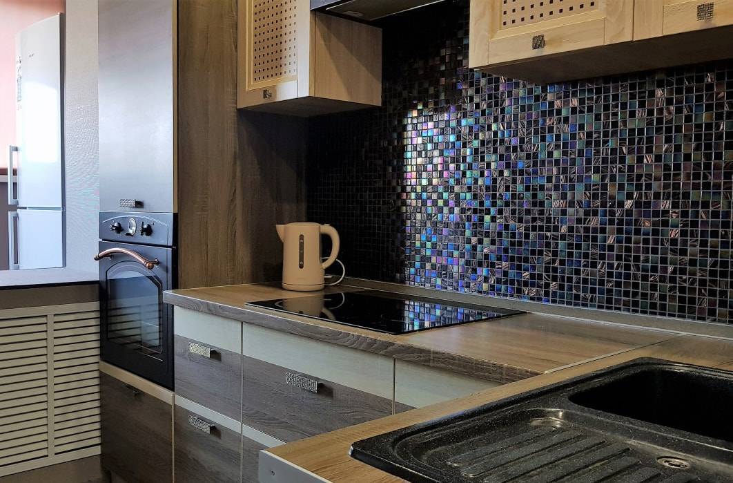 Кухонный фартук из мозаики фото