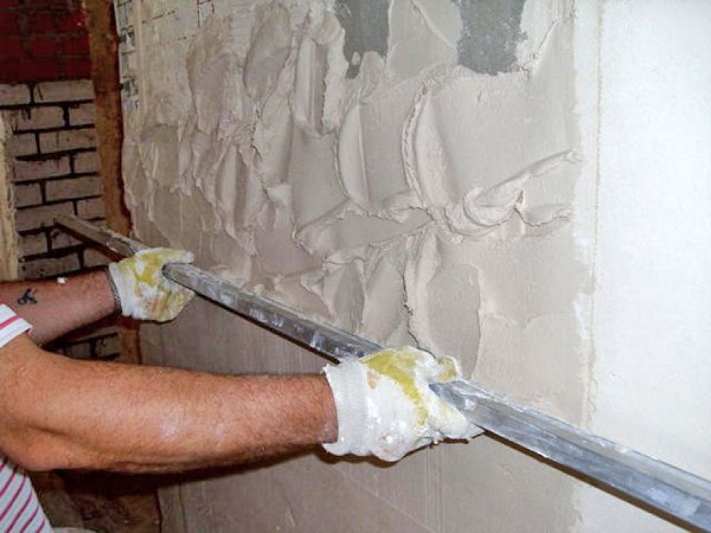 Выравниваем стены своими руками — общие рекомендации для успешного ремонта