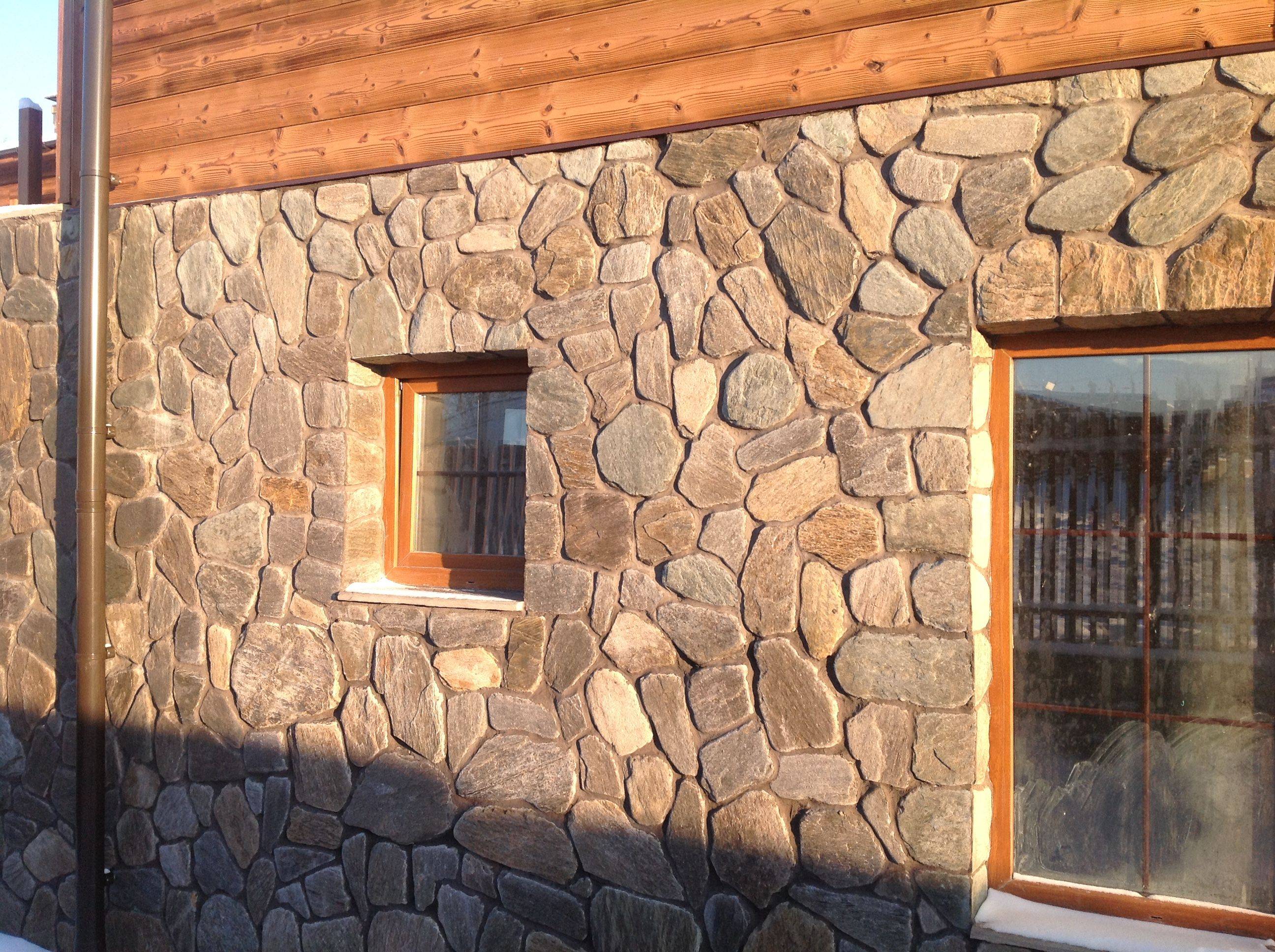 Облицовка фасада камнем — натуральным, искусственным, декоративным