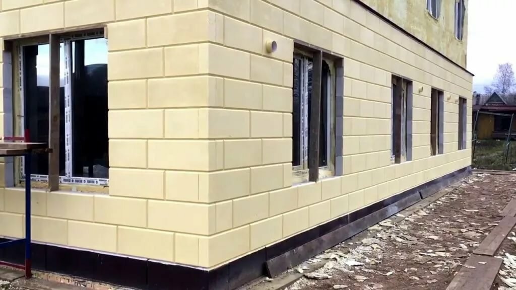 Внешняя отделка дома из пеноблоков: чем лучше обшить стены снаружи и внутри