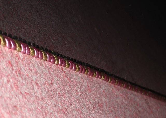 Как крепить декоративный шнур для натяжных потолков?