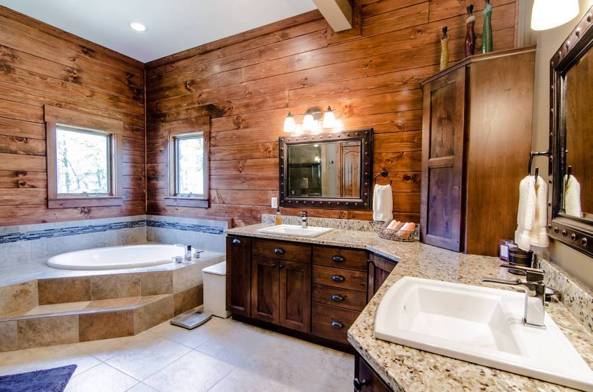 Выбираем подходящий дизайн для ванной в деревянном доме