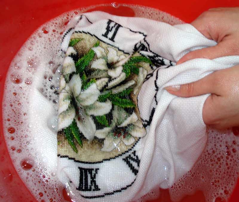 Как стирать вышивку крестом на канве: безопасные и эффективные методы - мир чистоты