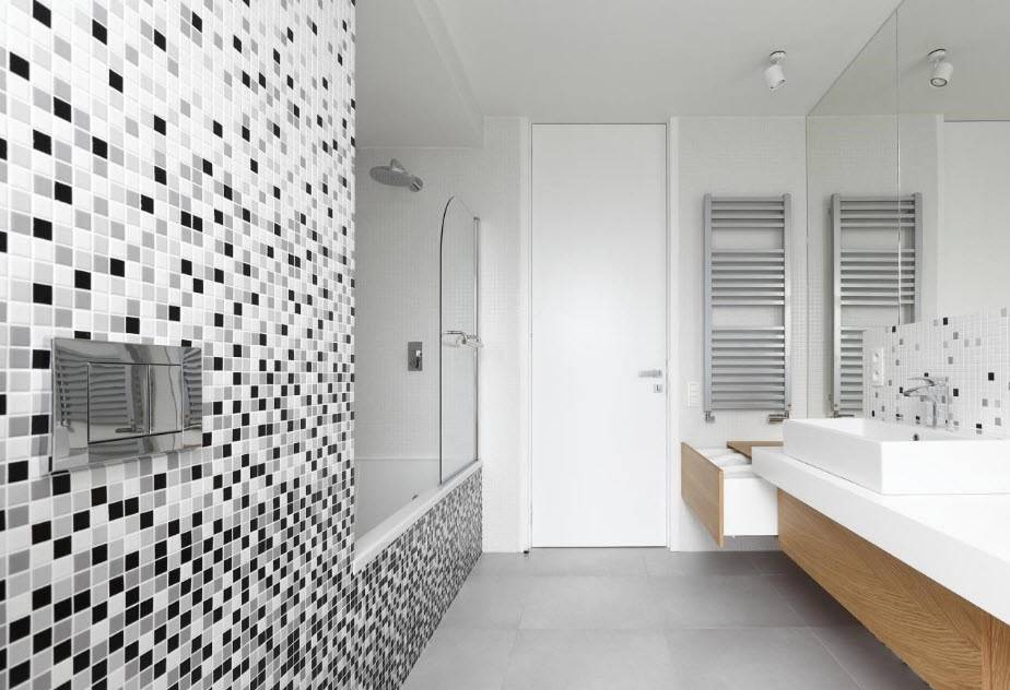 Плитка в маленькую ванную комнату: дизайн, отделка кафелем, красивые проекты
 - 40 фото