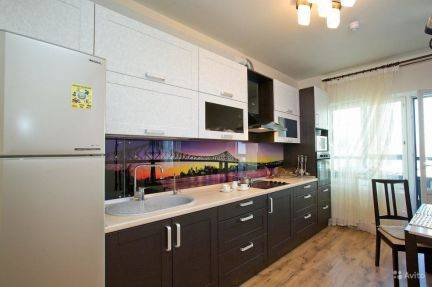 Дизайн кухни 8 кв м - фото новинки с холодильником 2019