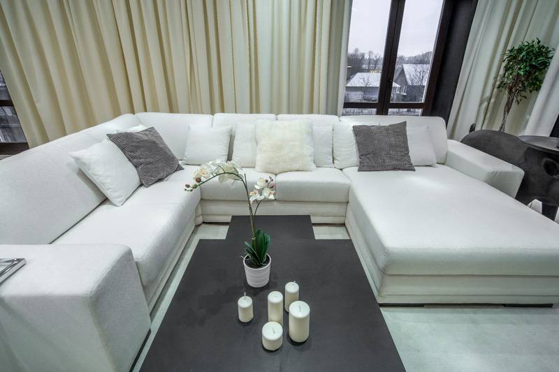 Модульные диваны для гостиных со спальным местом: виды, преимущества, правила выбора