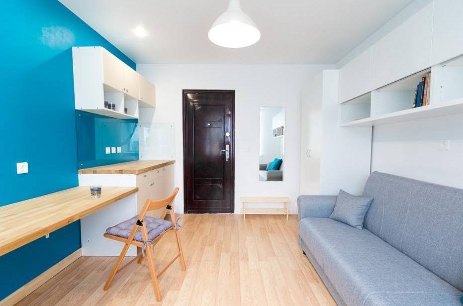 На что обратить внимание при обустройстве маленькой комнаты в общежитии, зонирование и выбор предметов мебели - 28 фото