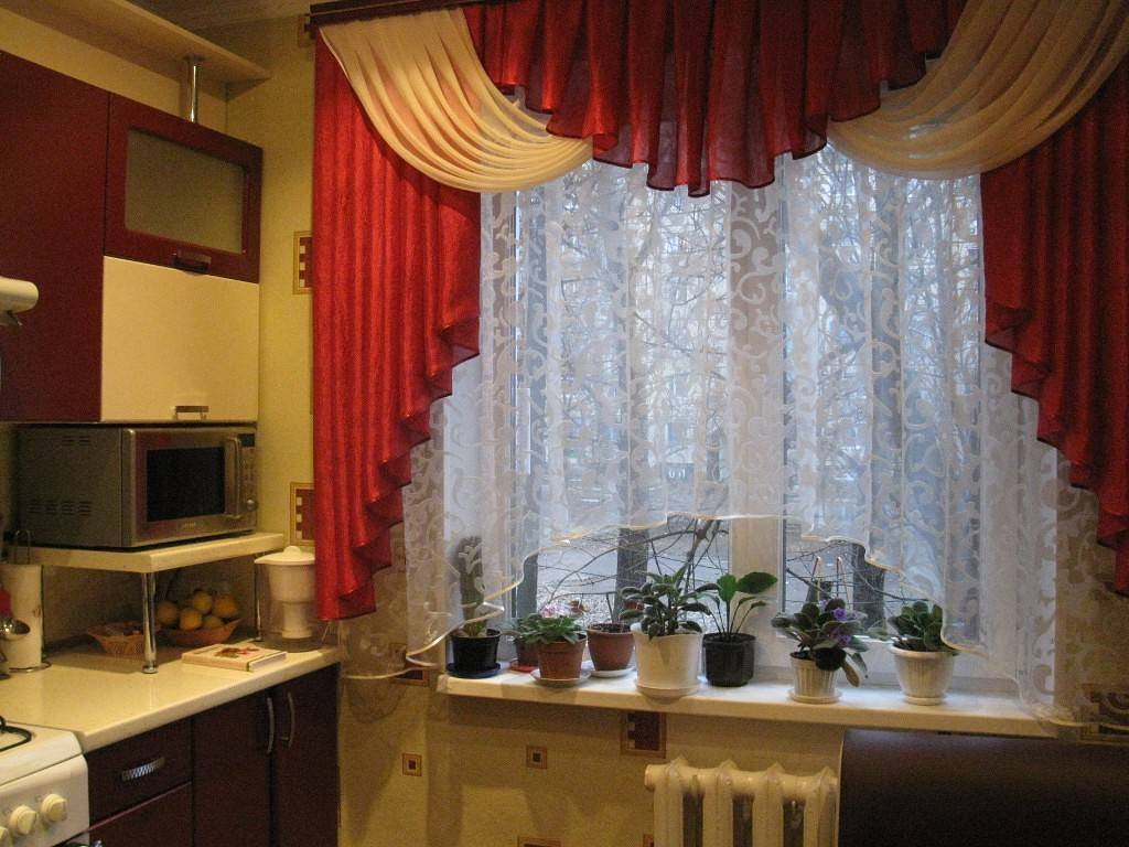 Шторы на кухню на маленькую кухню фото