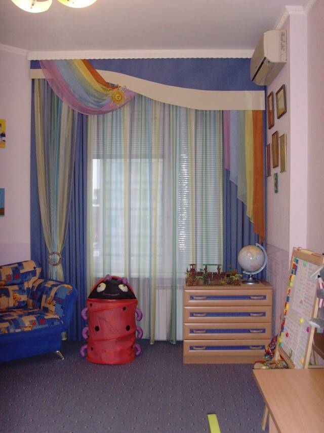 Шторы в детскую комнату для мальчика современные фото идеи